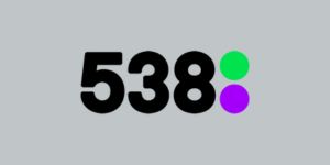 538 logo grijze achtergrond